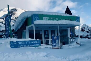 Tras la escandalosa subida del año pasado, Cerro Catedral congela precios de su forfait