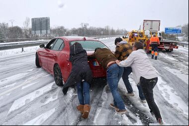 En nevadas intensas se prohibirá circular por el carril izquierdo de autovías
