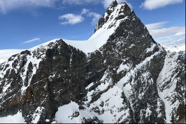 Encontrados en Suiza los cuerpos de cinco esquiadores de montaña