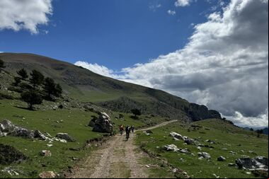 Del Pirineo al Mar en bici: La ruta de Gravel definitiva!